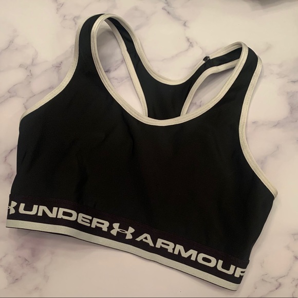 3/$20 💚 Under Armour sports bra black size small - Picture 1 of 4